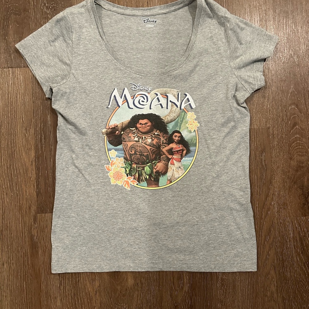 Disney Moana Gray Tee with Colorful Print